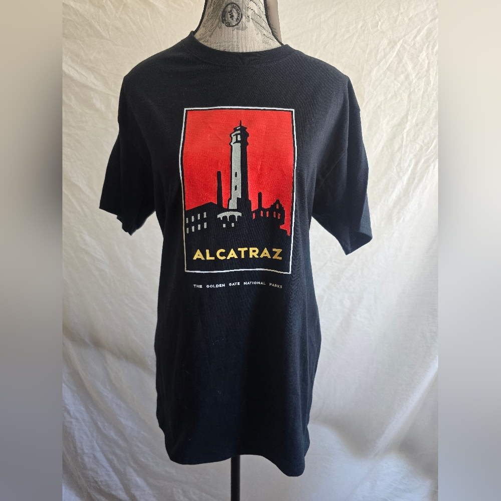 Black Graphic T-Shirt Alcatraz